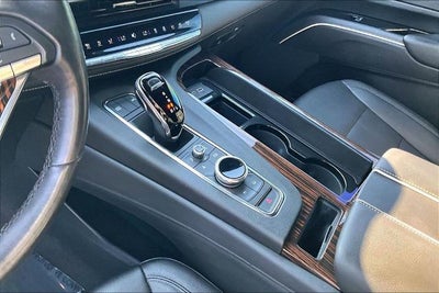 2022 Cadillac Escalade Luxury