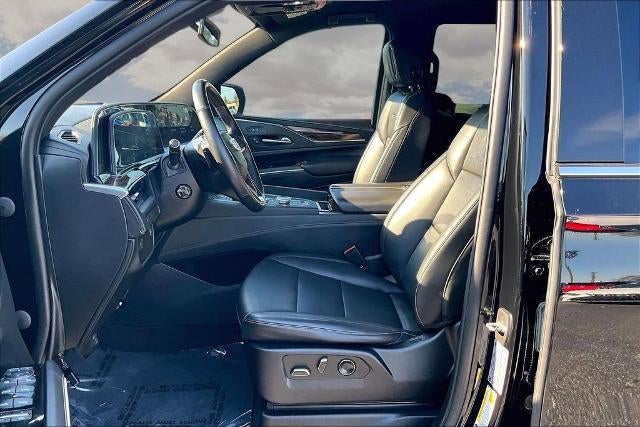 2022 Cadillac Escalade Luxury