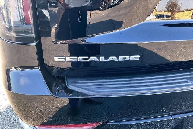 2022 Cadillac Escalade Luxury