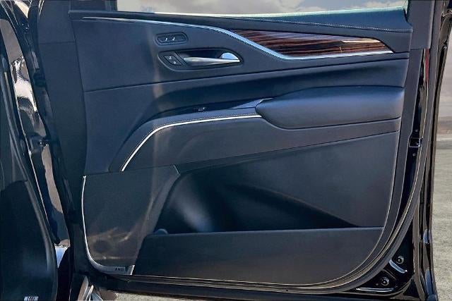 2022 Cadillac Escalade Luxury