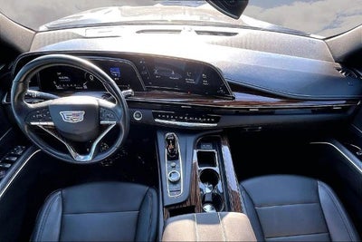 2022 Cadillac Escalade Luxury