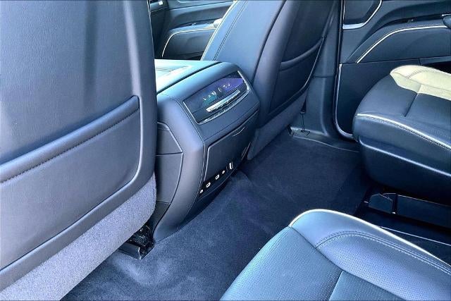 2024 Cadillac Escalade ESV Premium Luxury