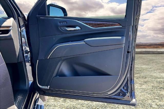 2024 Cadillac Escalade ESV Premium Luxury