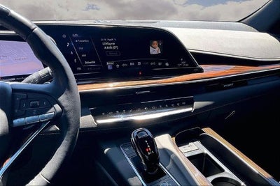 2024 Cadillac Escalade ESV Premium Luxury