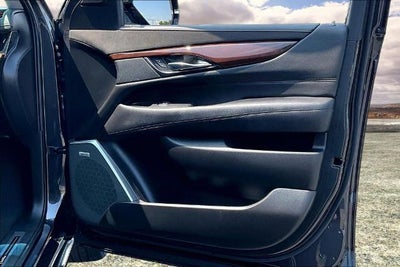 2018 Cadillac Escalade Premium Luxury