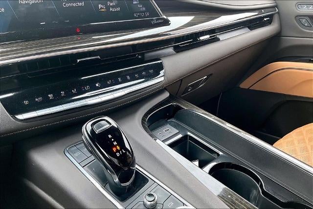 2024 Cadillac Escalade Sport
