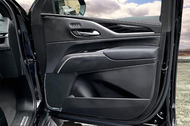 2023 Cadillac Escalade Sport