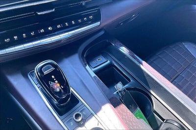 2023 Cadillac Escalade ESV 4WD Premium Luxury Platinum