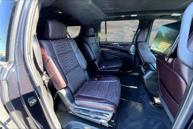 2023 Cadillac Escalade ESV 4WD Premium Luxury Platinum