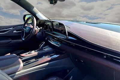 2023 Cadillac Escalade ESV 4WD Premium Luxury Platinum