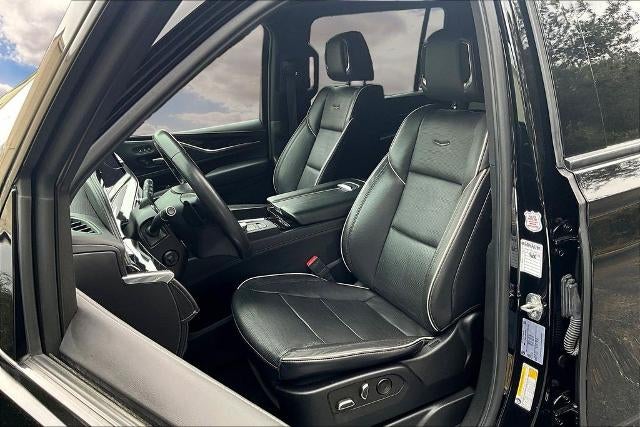 2023 Cadillac Escalade ESV Sport