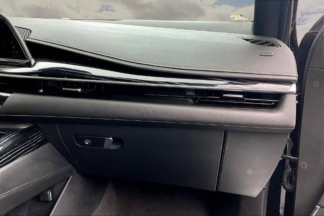2023 Cadillac Escalade ESV Sport