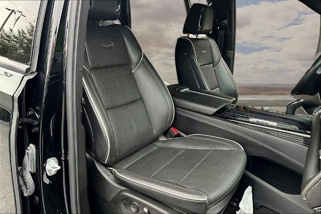 2023 Cadillac Escalade ESV Sport