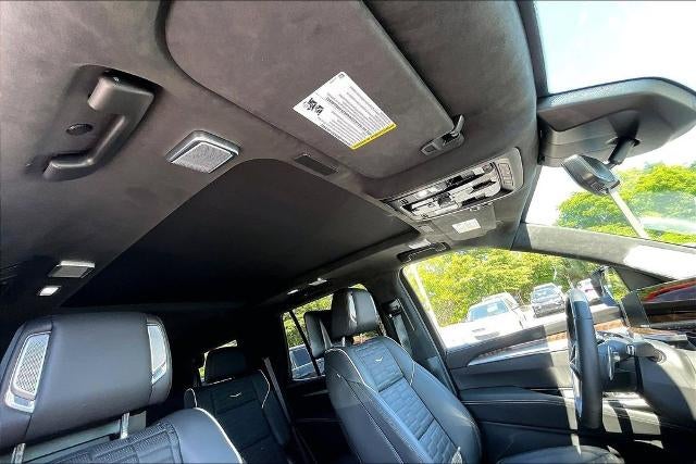 2025 Cadillac Escalade Sport Platinum