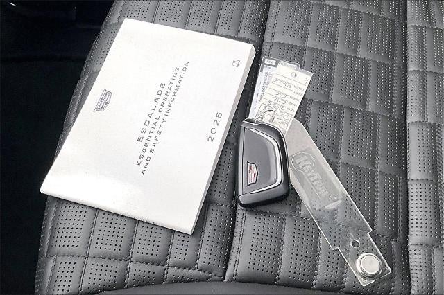 2025 Cadillac Escalade Sport Platinum