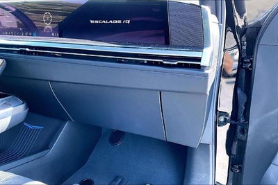 2026 Cadillac ESCALADE IQ Luxury