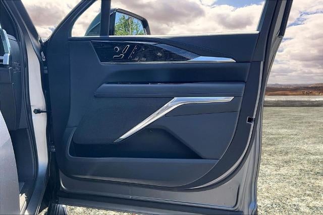 2026 Cadillac ESCALADE IQ Luxury