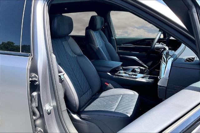 2026 Cadillac ESCALADE IQ Luxury