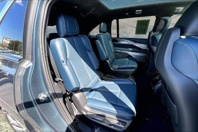 2025 Cadillac ESCALADE IQ Luxury 2