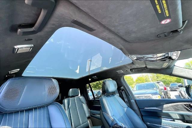 2025 Cadillac ESCALADE IQ Luxury 2