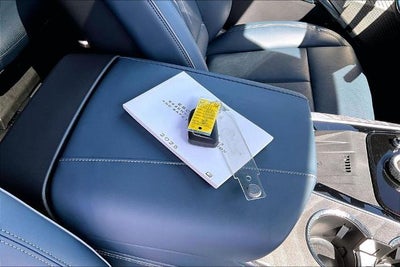 2025 Cadillac ESCALADE IQ Luxury 2