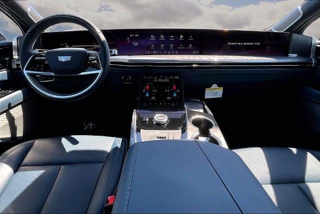 2025 Cadillac ESCALADE IQ Luxury 2