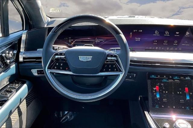 2025 Cadillac ESCALADE IQ Luxury 2