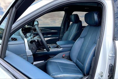 2025 Cadillac ESCALADE IQ Luxury 2