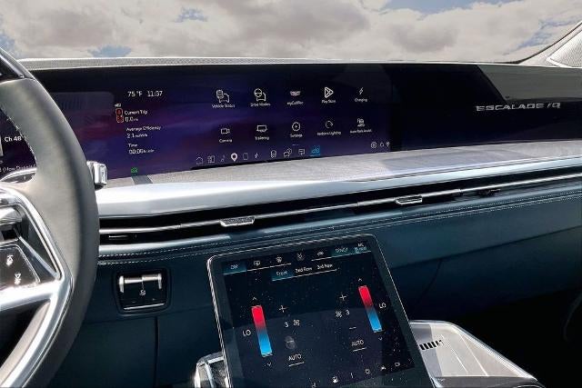 2025 Cadillac ESCALADE IQ Luxury 2