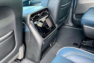 2025 Cadillac ESCALADE IQ Luxury 2