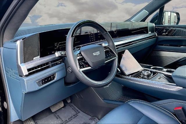 2025 Cadillac ESCALADE IQ Luxury 2