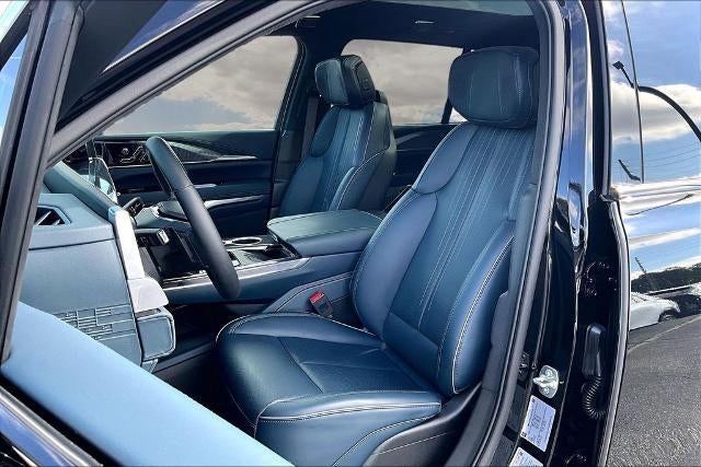 2025 Cadillac ESCALADE IQ Luxury 2