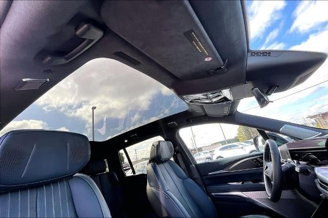 2025 Cadillac ESCALADE IQ Luxury 2