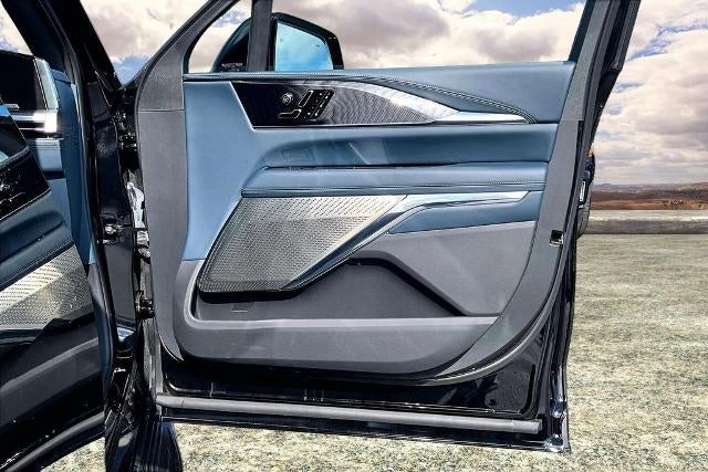 2025 Cadillac ESCALADE IQ Luxury 2