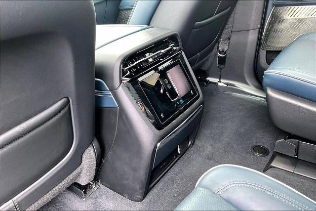 2025 Cadillac ESCALADE IQ Luxury 2