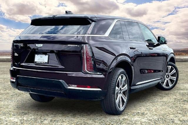 2025 Cadillac ESCALADE IQ Luxury 2