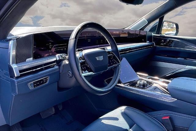 2025 Cadillac ESCALADE IQ Luxury 2