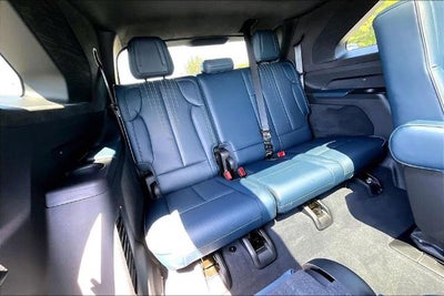 2025 Cadillac ESCALADE IQ Luxury 2