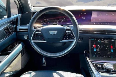 2025 Cadillac ESCALADE IQ Luxury 2