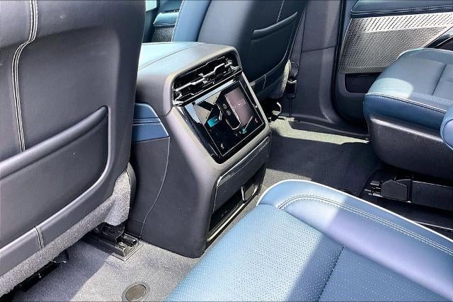 2025 Cadillac ESCALADE IQ Luxury 2