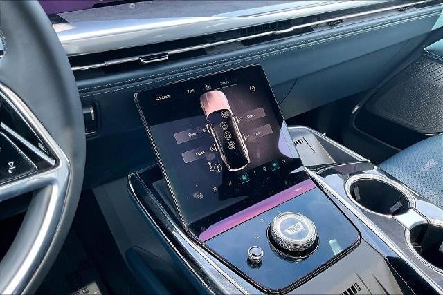 2025 Cadillac ESCALADE IQ Luxury 2