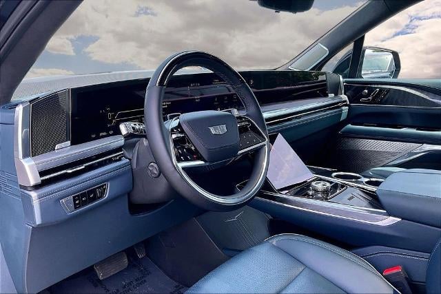 2025 Cadillac ESCALADE IQ Luxury 2
