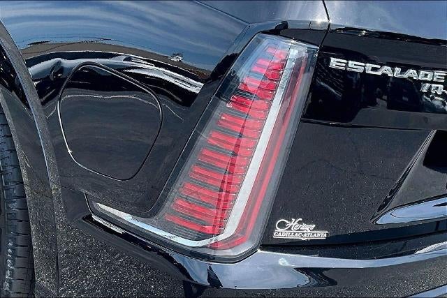 2025 Cadillac ESCALADE IQ Luxury 2