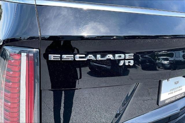 2025 Cadillac ESCALADE IQ Luxury 2