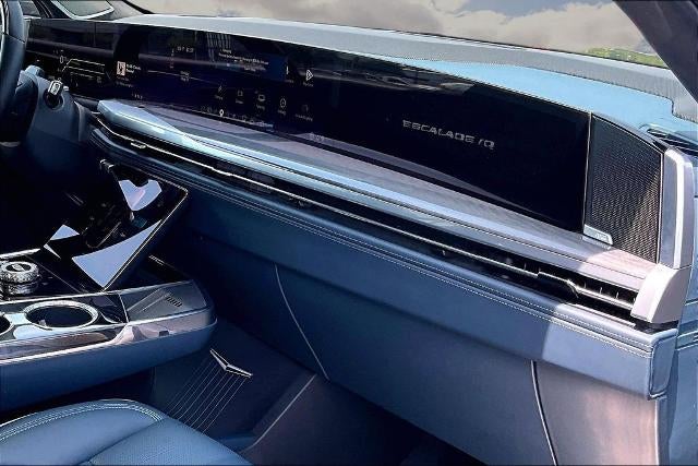2025 Cadillac ESCALADE IQ Luxury 2