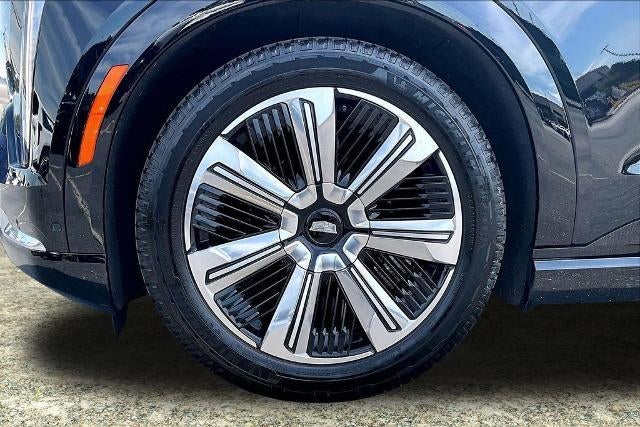 2025 Cadillac ESCALADE IQ Luxury 2