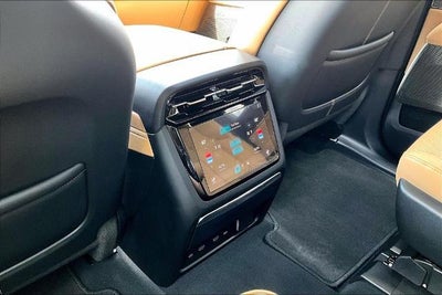 2025 Cadillac ESCALADE IQ Luxury 2