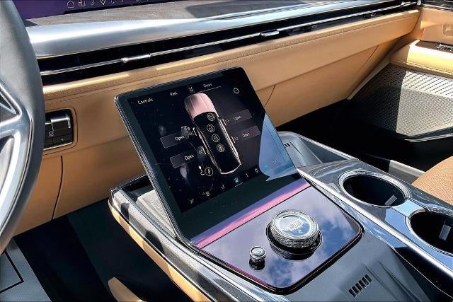 2025 Cadillac ESCALADE IQ Luxury 2