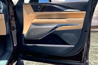 2025 Cadillac ESCALADE IQ Luxury 2