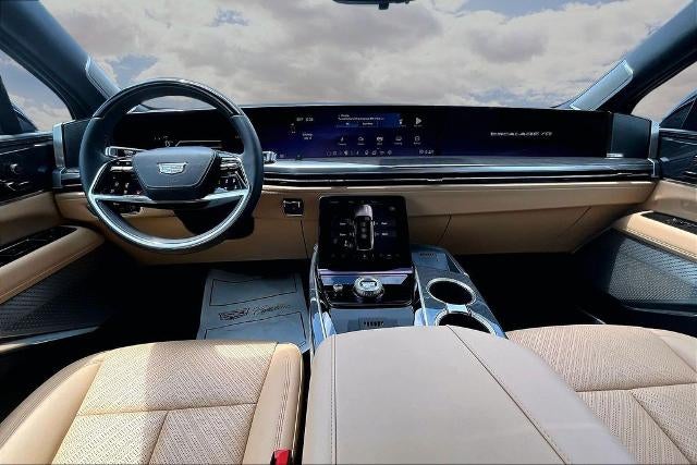 2025 Cadillac ESCALADE IQ Luxury 2